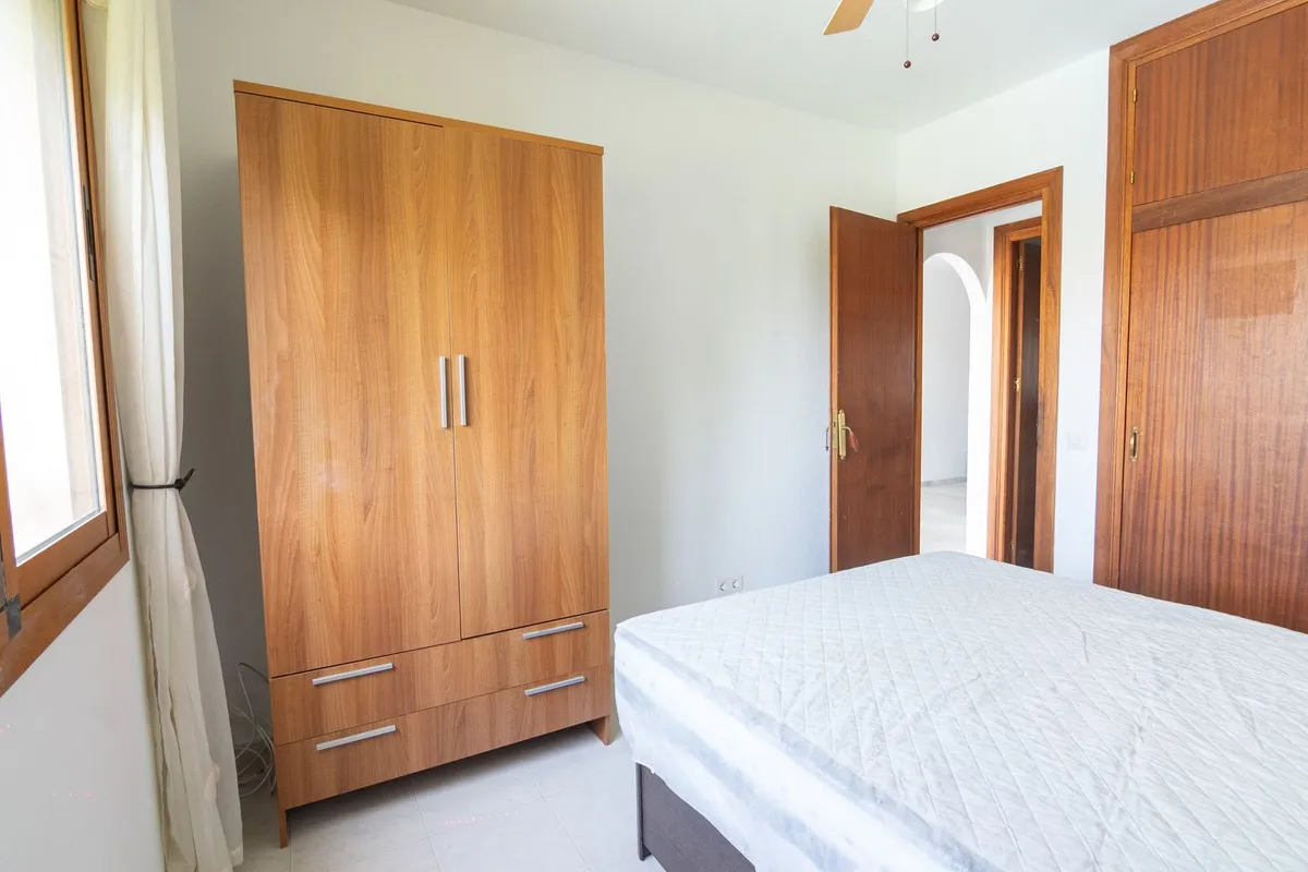 b8b62b8f-019e-48a6-983e-59fcc5a1575f