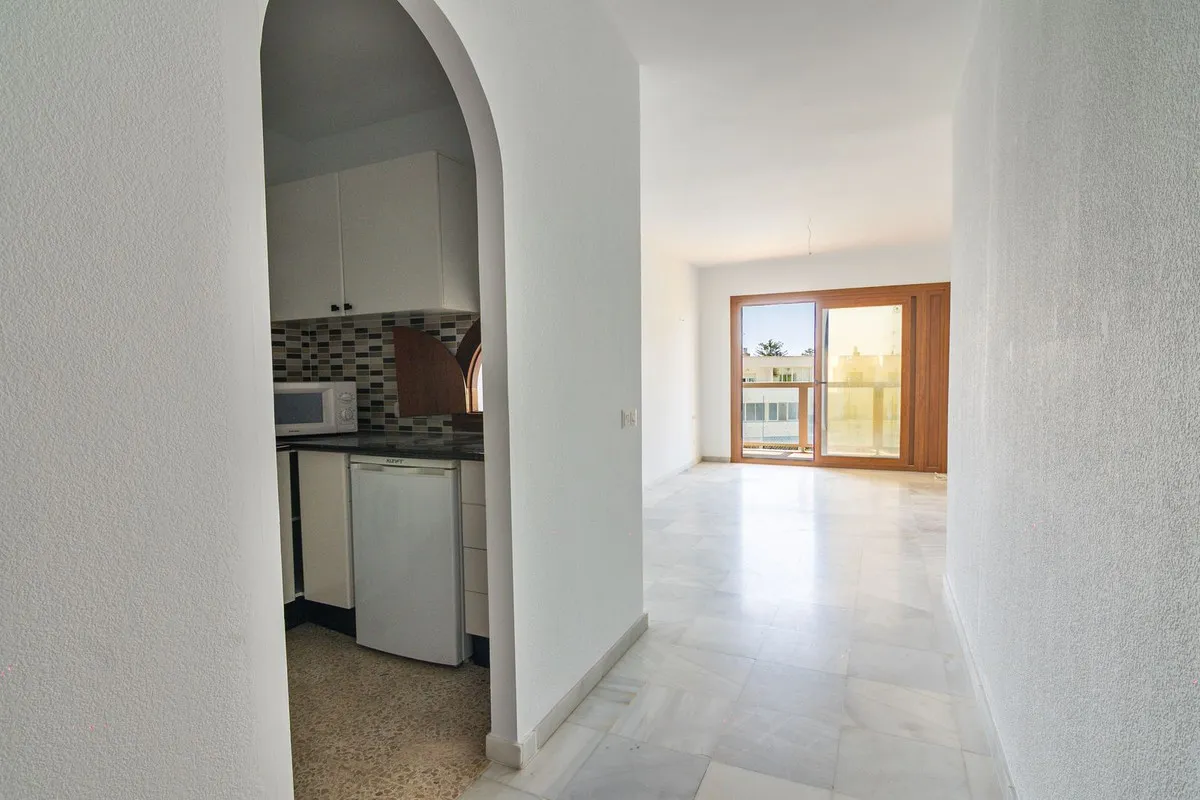 cf3a9858-b134-4cf0-b6cc-e4c496ee80ba