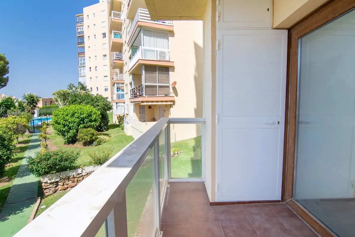 dac825c0-0d0e-4764-bfc9-3d44e07b841d