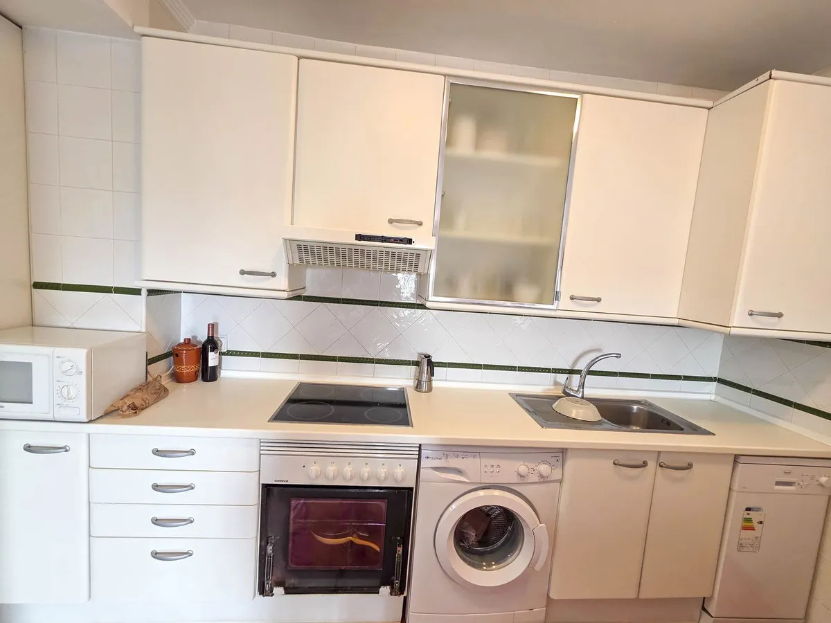 afe7e10a-5286-4263-bf38-499ff0c770f9