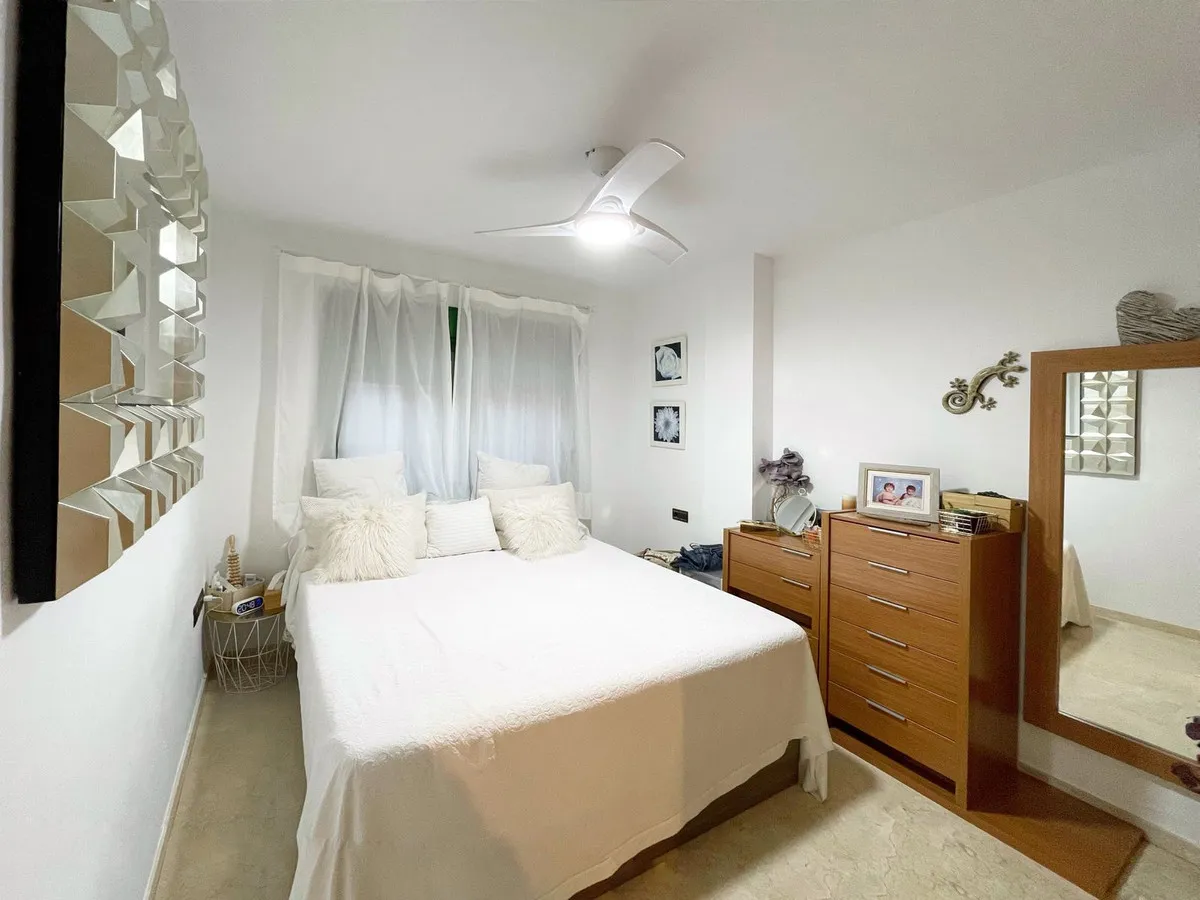 032b1da9-fa50-4592-8dcf-057f3343c862