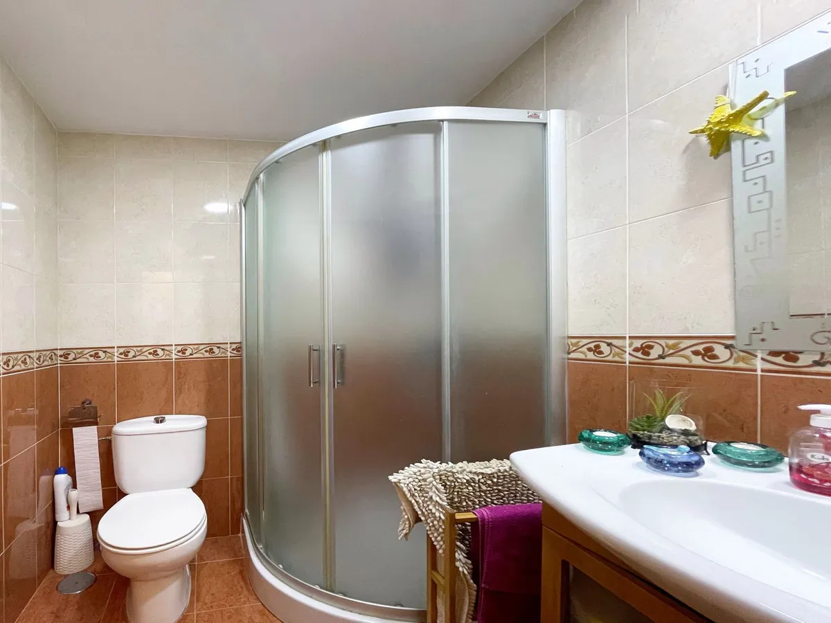 03547328-576e-4263-b895-7fc41ca9856a