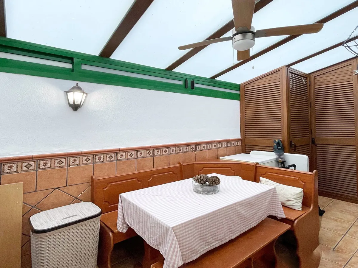 5fa1f800-f816-4f63-8bb4-6fd86da778bc