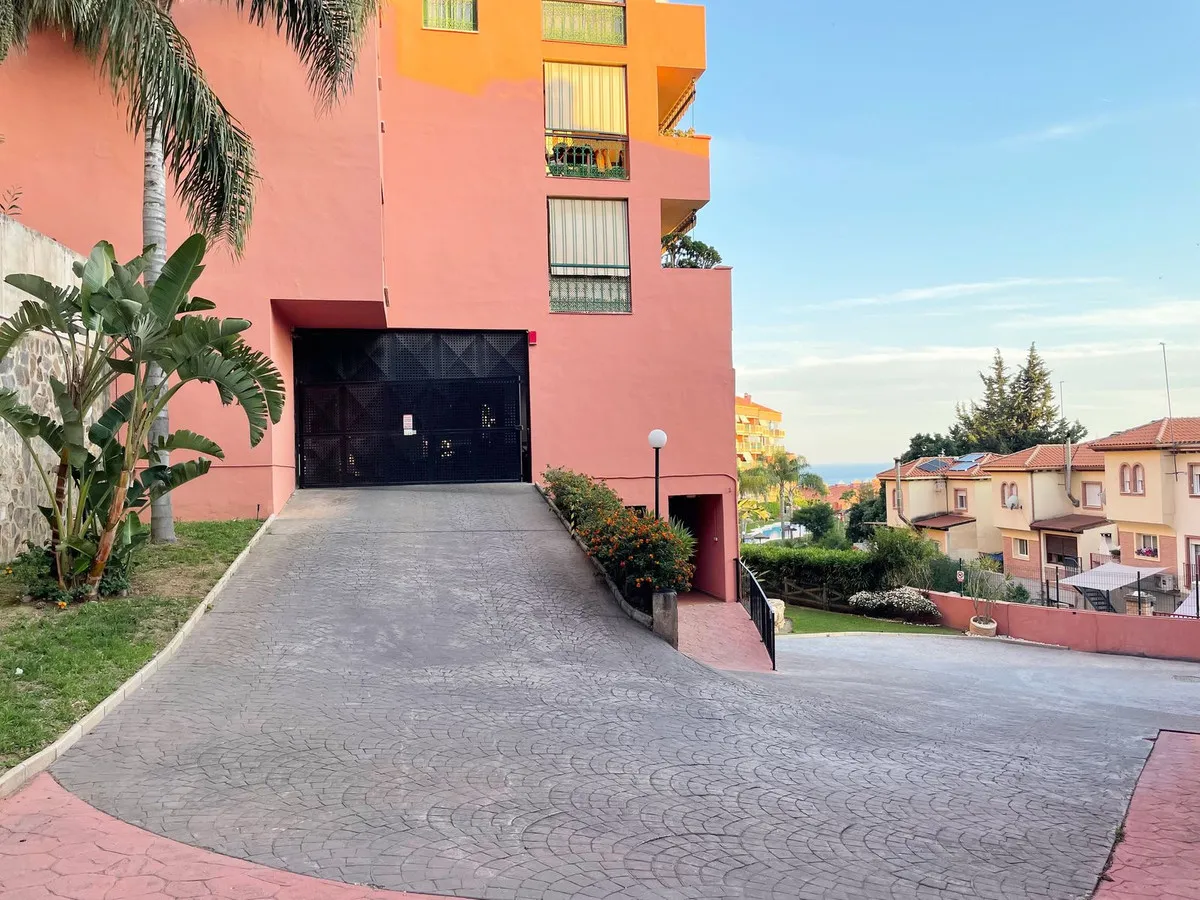 8215428a-43ae-4e1c-87df-9d0c19db5163