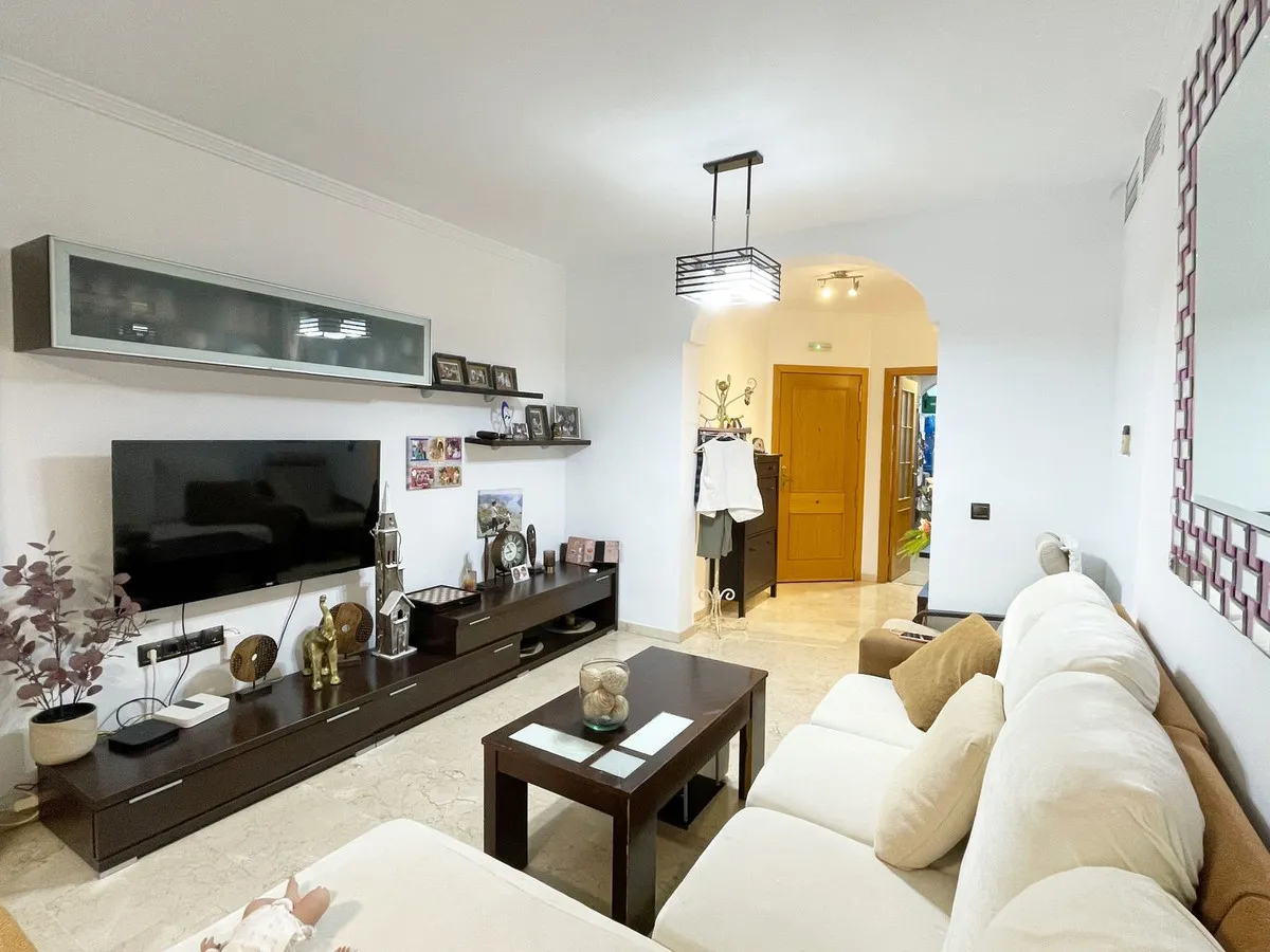 b2ffeefa-2f13-4a2b-9d06-8c32ccc2731a