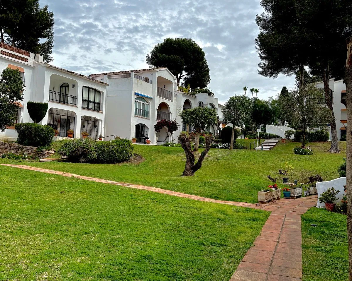 169d4d6e-f6a2-4def-93a0-af6821409e6f