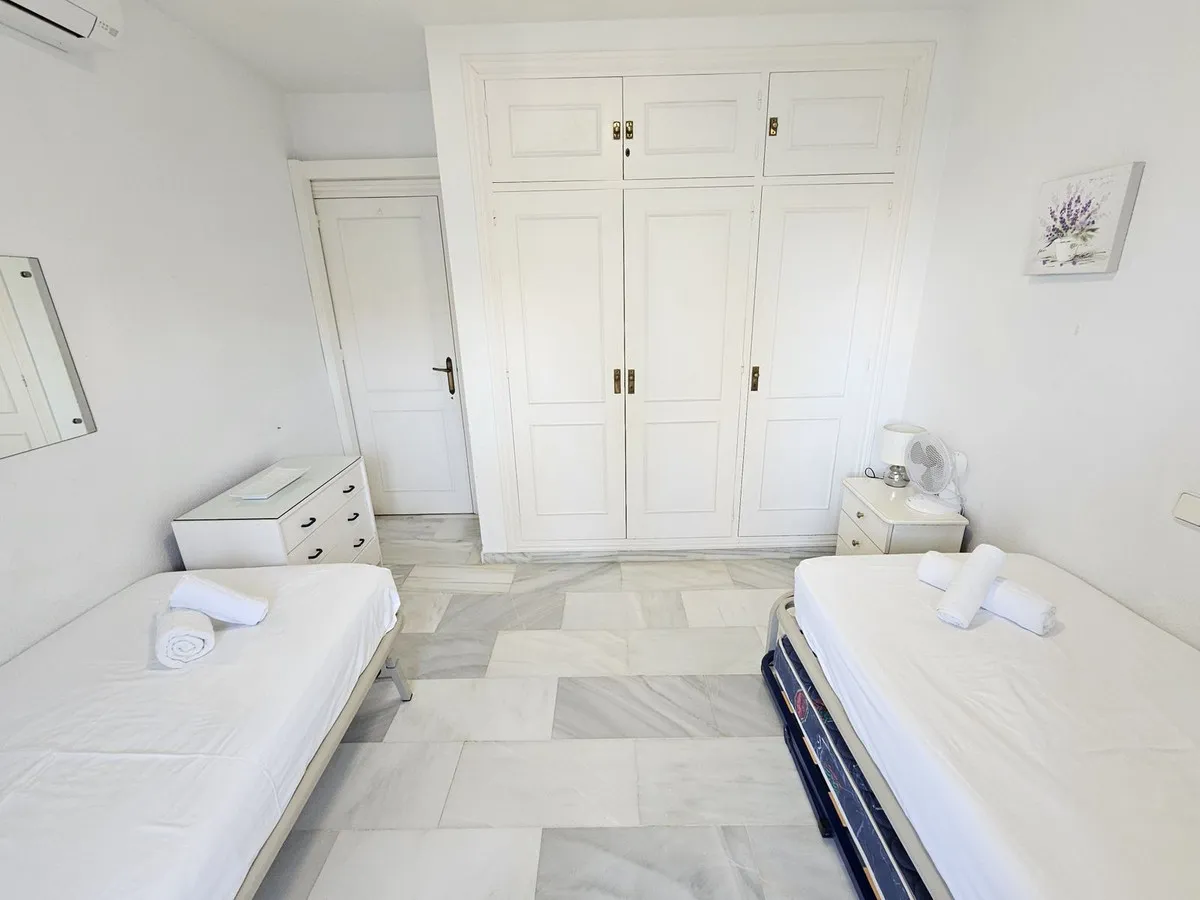 719a5eb6-800c-461d-9009-00713107e8e2