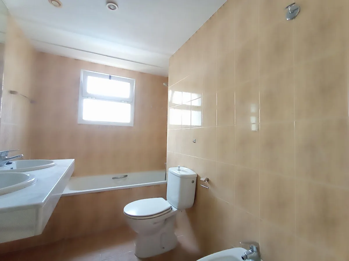 b4b6d485-2f94-482d-b413-0e8905045ce7