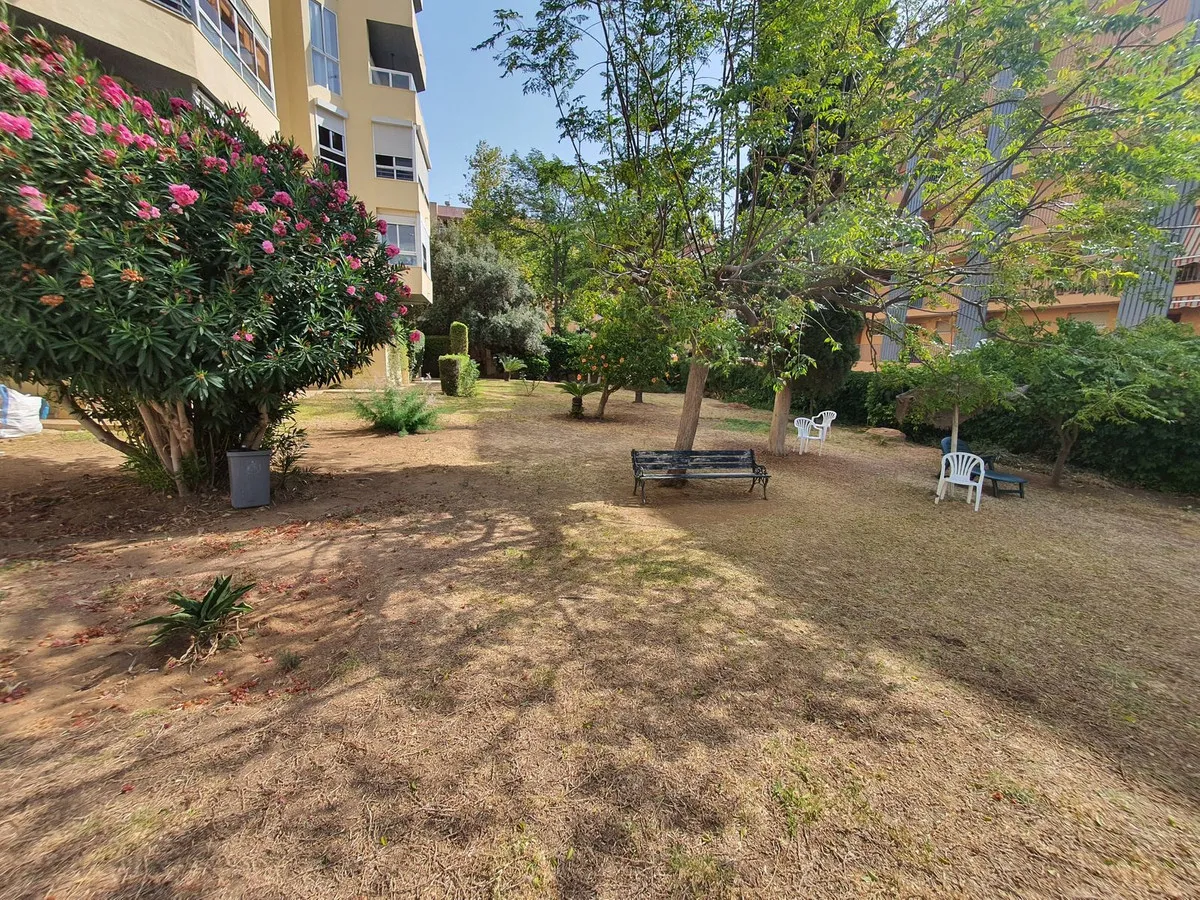 70d5c24e-241b-401f-adfb-af7b3837d833