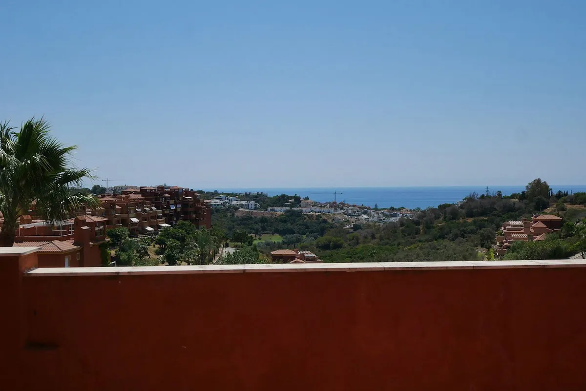 0ce73233-2bbe-478a-9a76-e9e1d0abdc1c