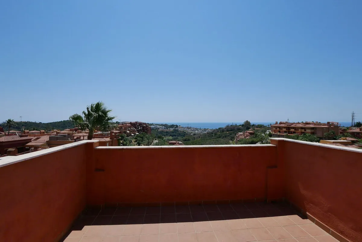 12bd0f3d-07e0-41f4-8f60-2eace96effb9