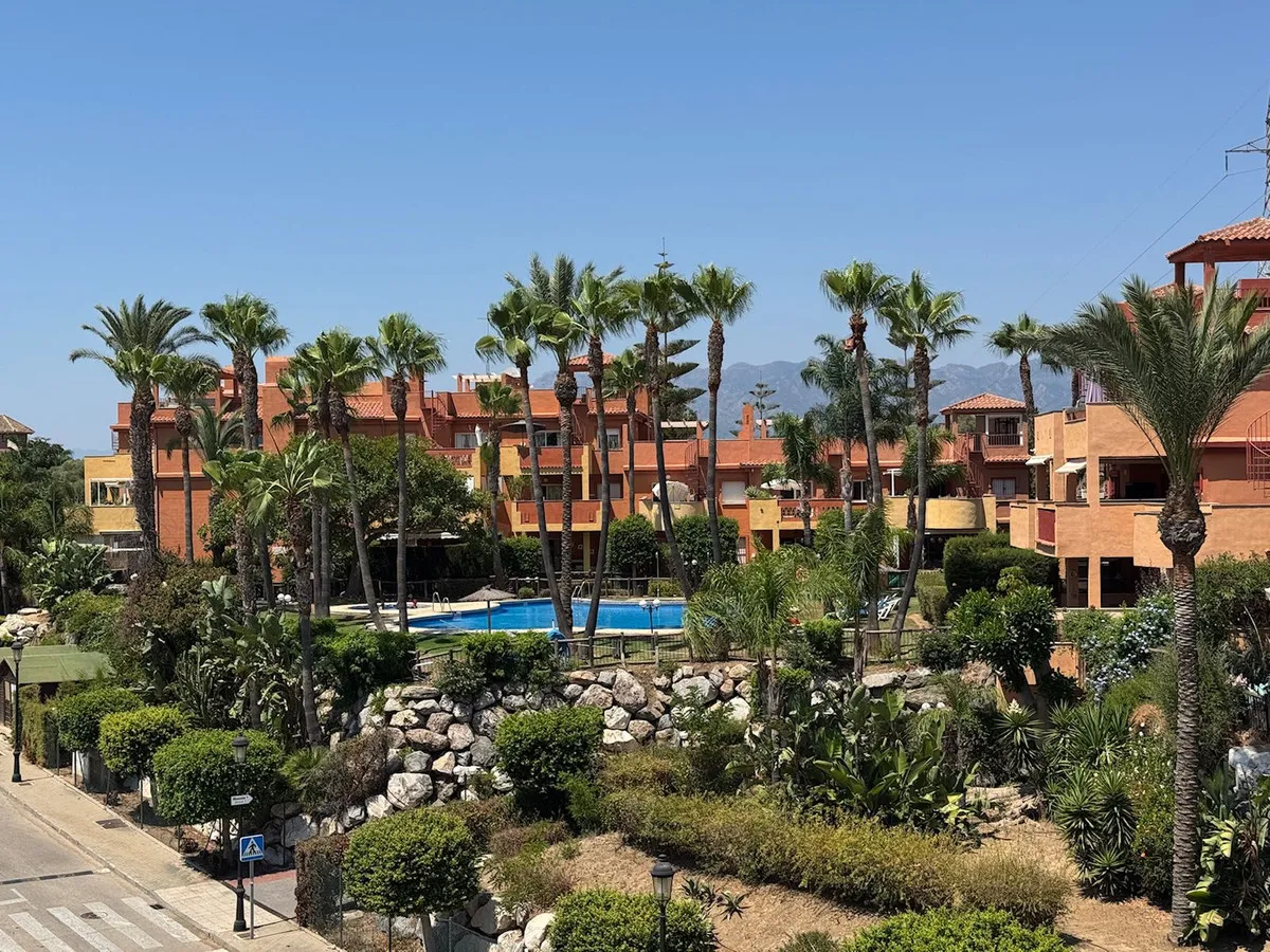 75042e92-8e59-489d-9b65-7d531c825d41