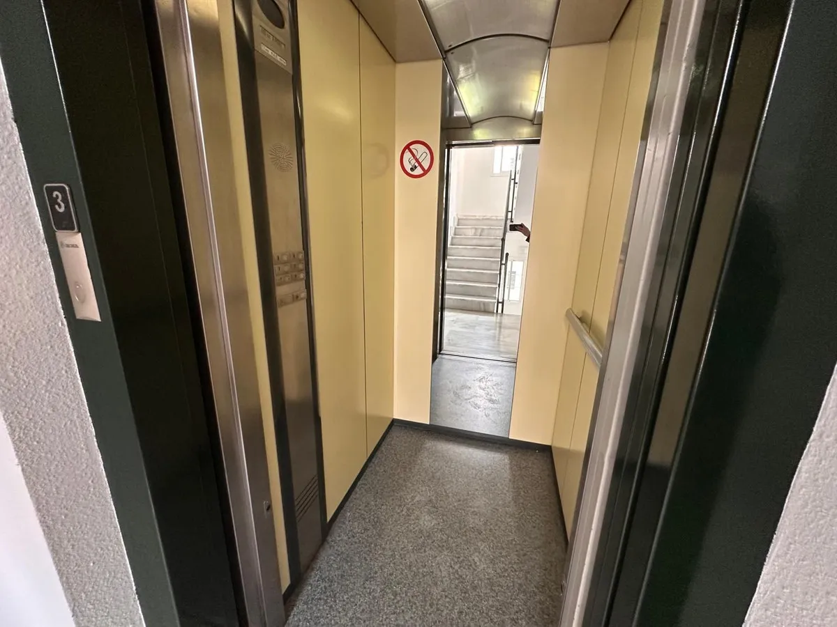 97f87345-21e7-428a-baaa-91b8b8b7f981