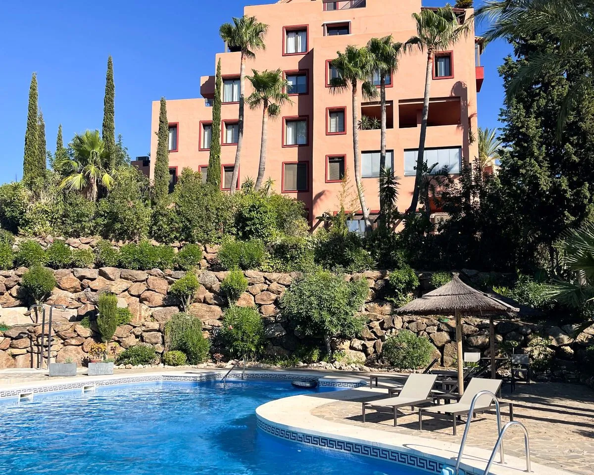 37c59ce8-bde2-4cb4-835f-5601eb0bfd84