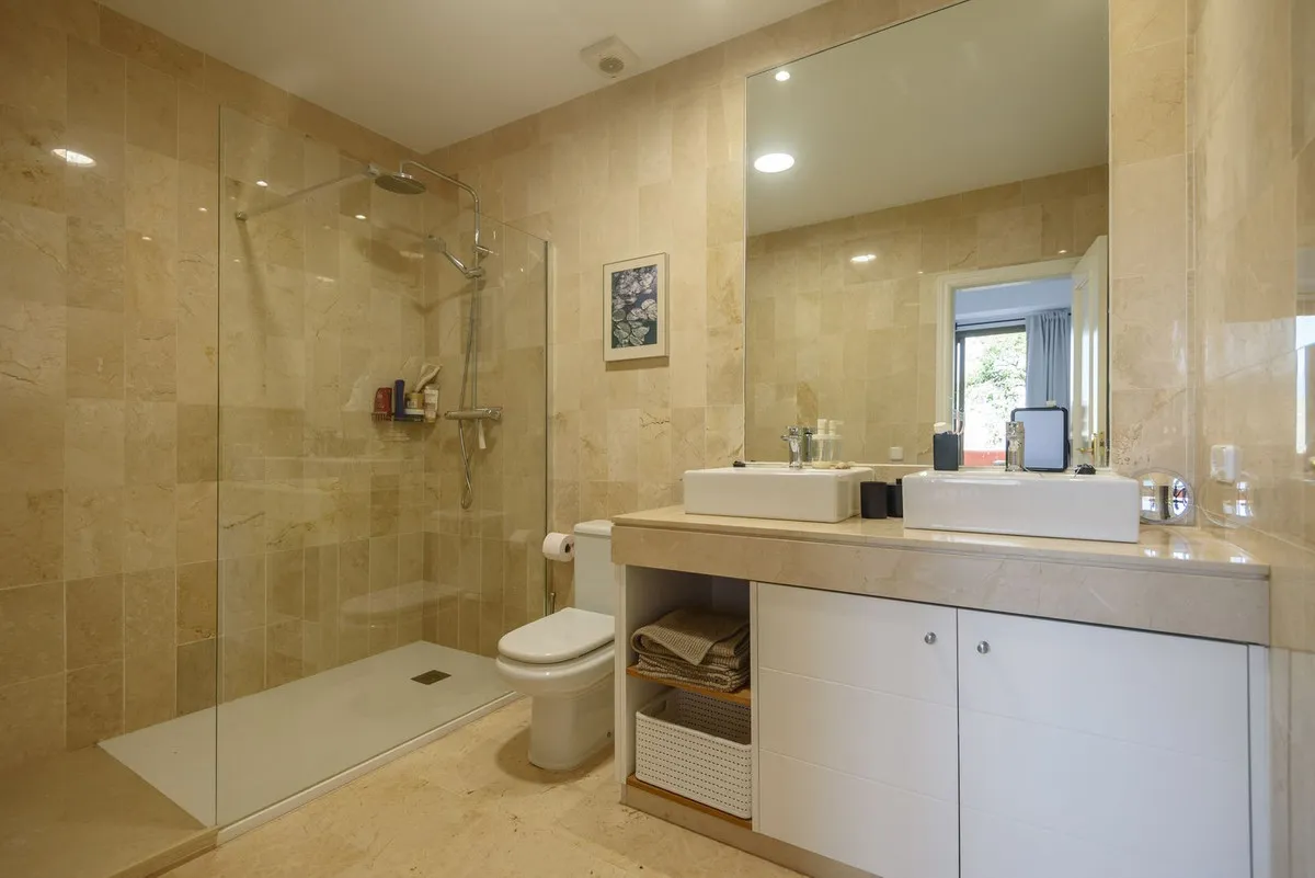 3c29eeac-b506-4cc0-9c6f-6761c513e496