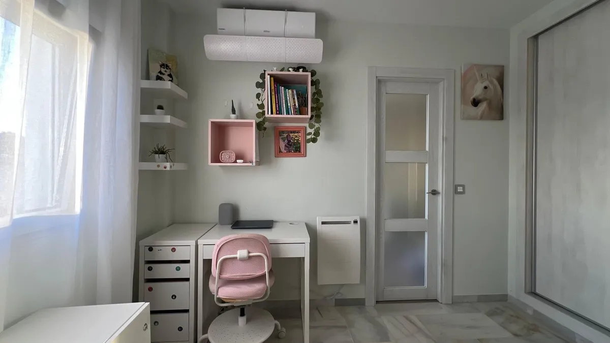 7c69b370-5b3b-4693-9afc-66023935e578