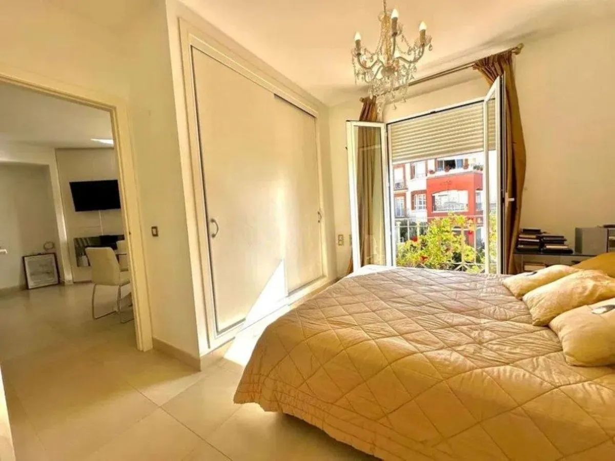 0648b17e-75fa-4d0b-8924-e2442cea1b65