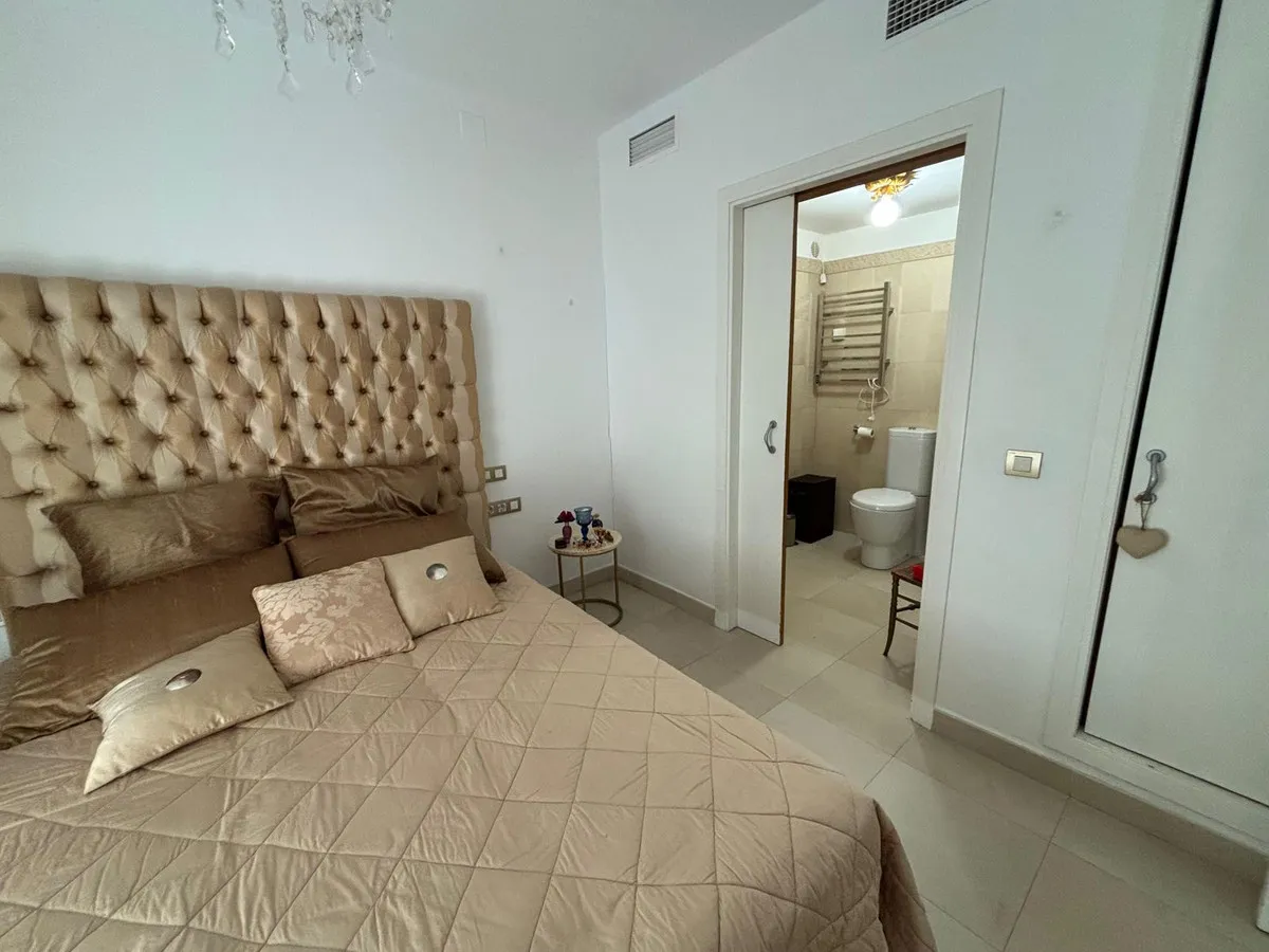 57a12536-22f8-4f49-bccc-7d358328c0b7