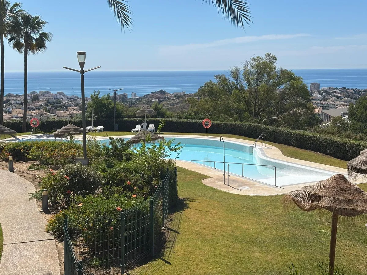 aa50a2c1-3363-45e4-9310-9c046a697a59