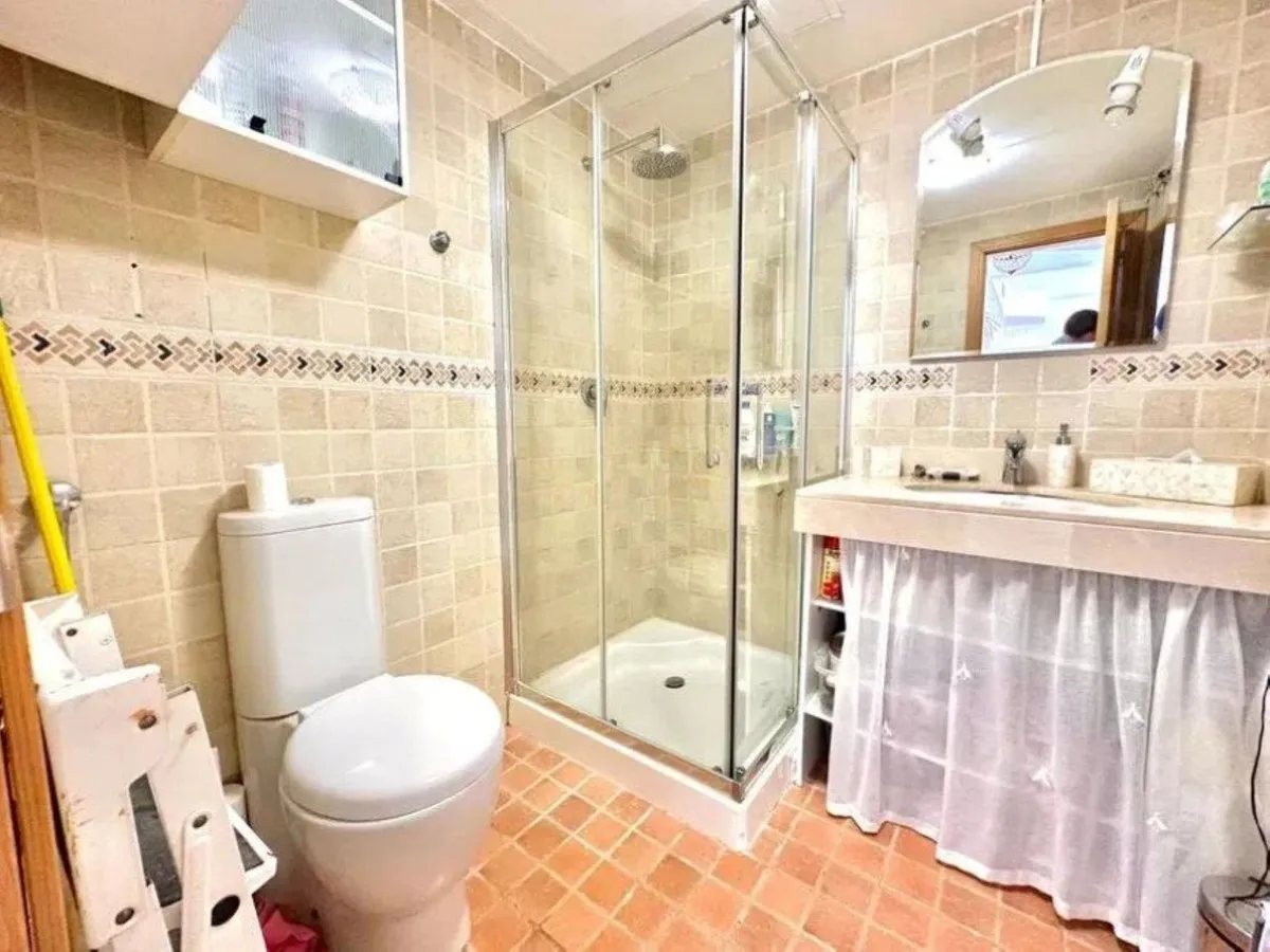 bd63f72c-a171-42c6-b8df-55d8d9e32396