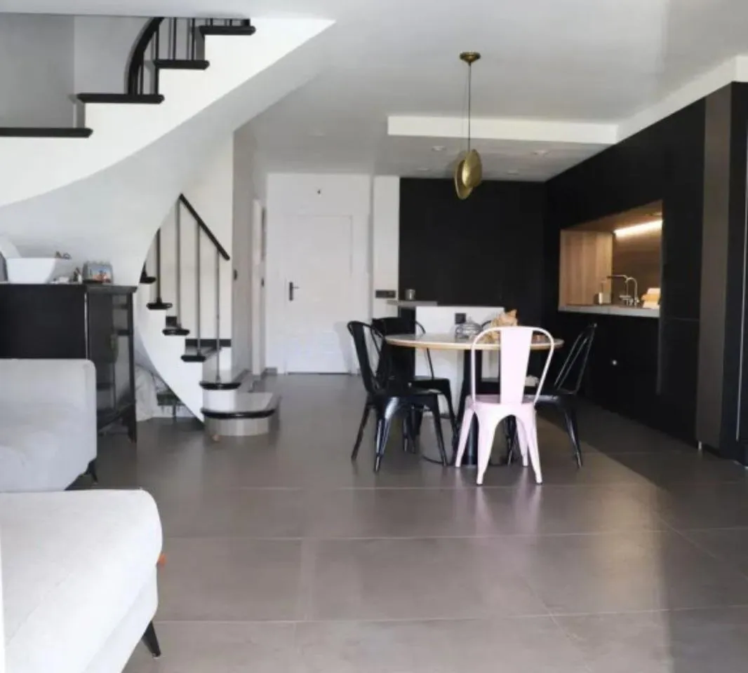 07549f1f-99ee-4ff7-9338-b4f18fd5efac