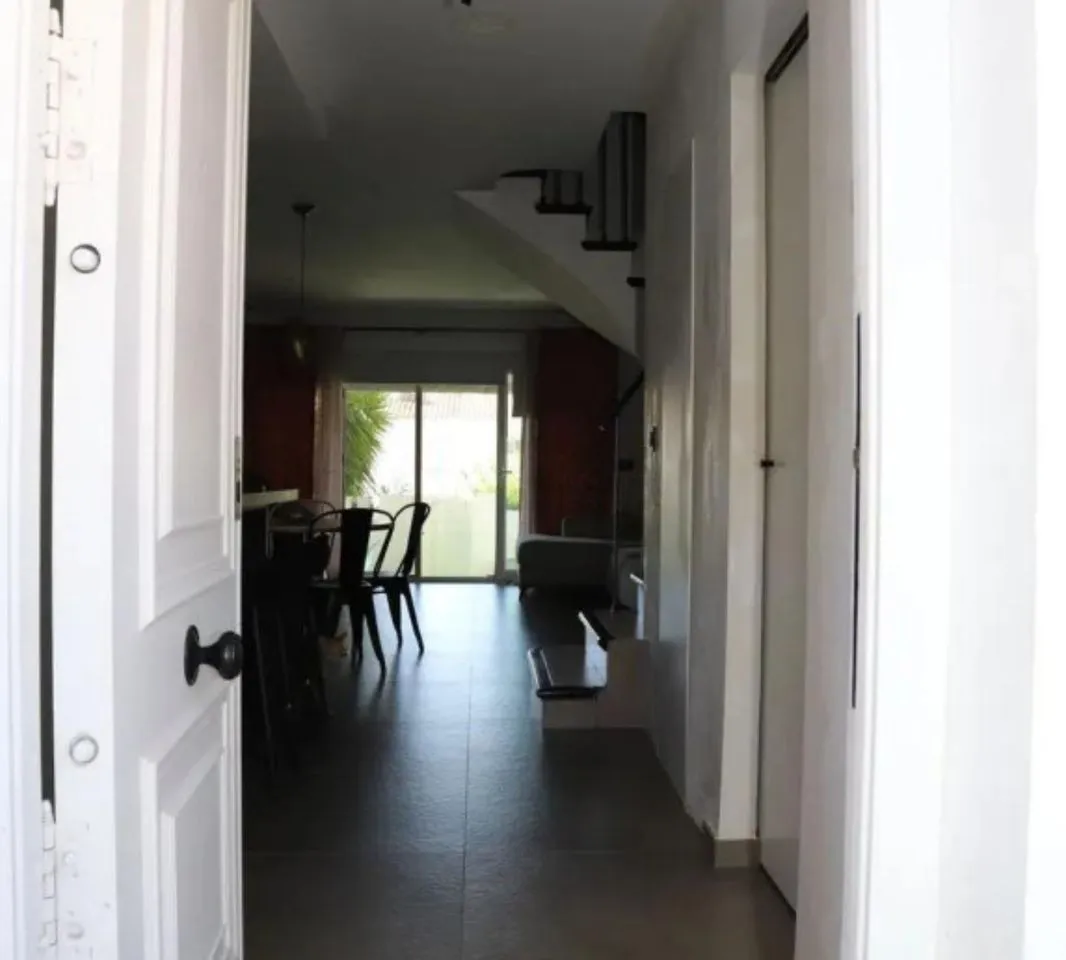 e0db32a3-9262-4995-8df3-1712a8edd92b