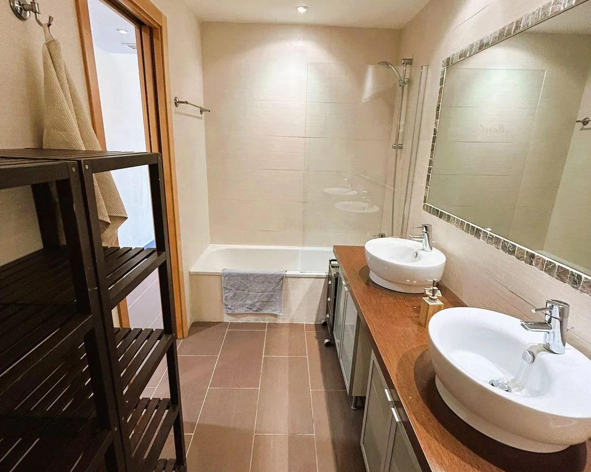 0f134ab8-7548-47f6-b2a1-608ea782013d