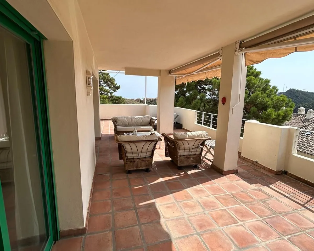 b7a951bf-9194-4306-82ac-c7317091b09d