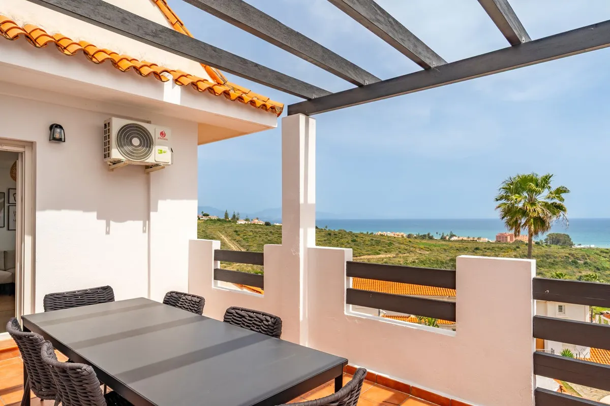 63d7816d-0c21-4630-bc38-cfbe1d282f5a