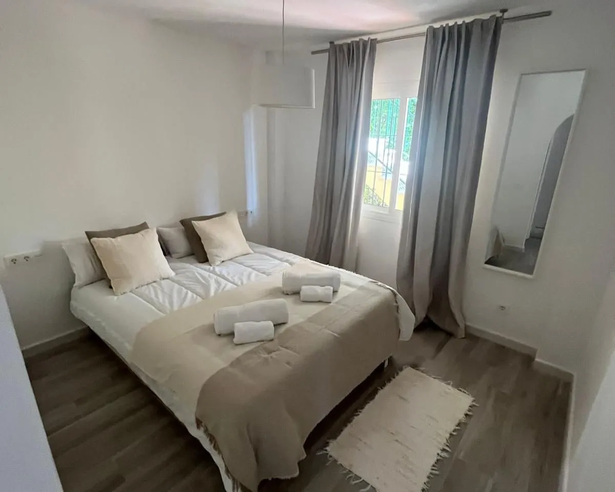 fd205515-6078-4a78-910a-a09720f1b1fe