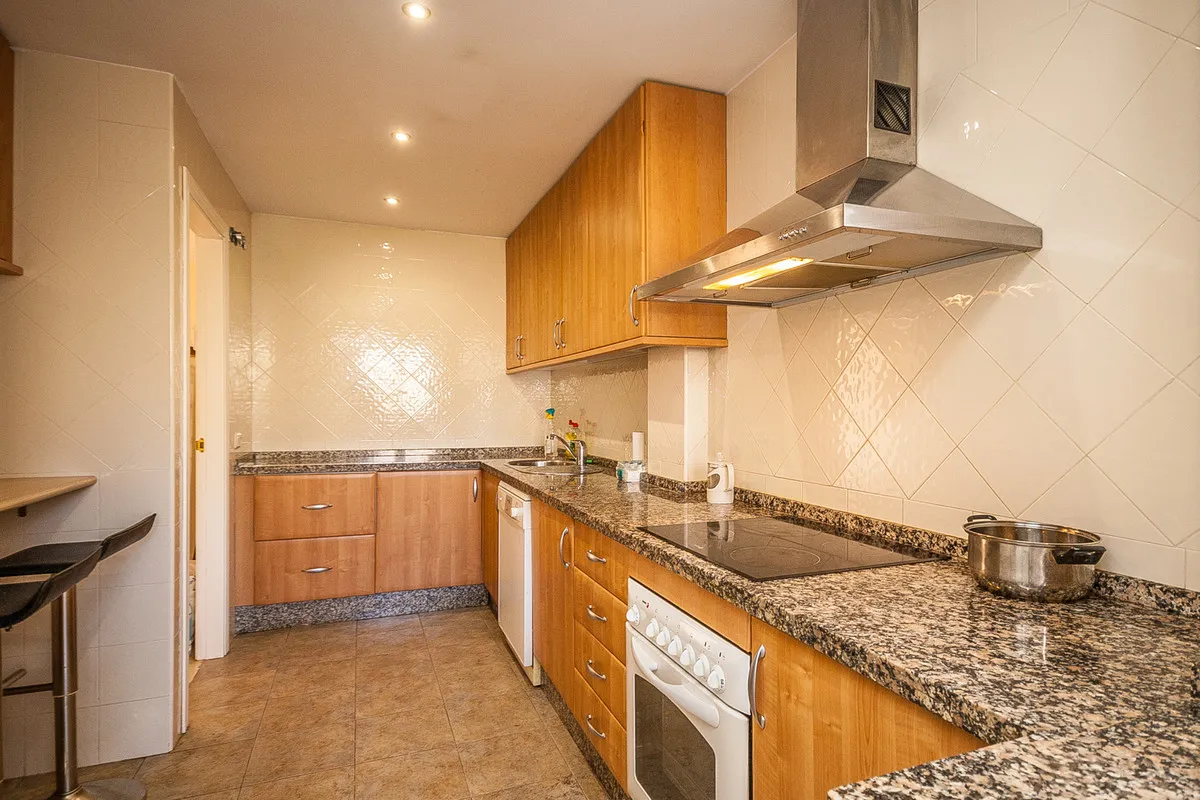 7f7de445-934e-410b-8c7b-fb9144945d9b