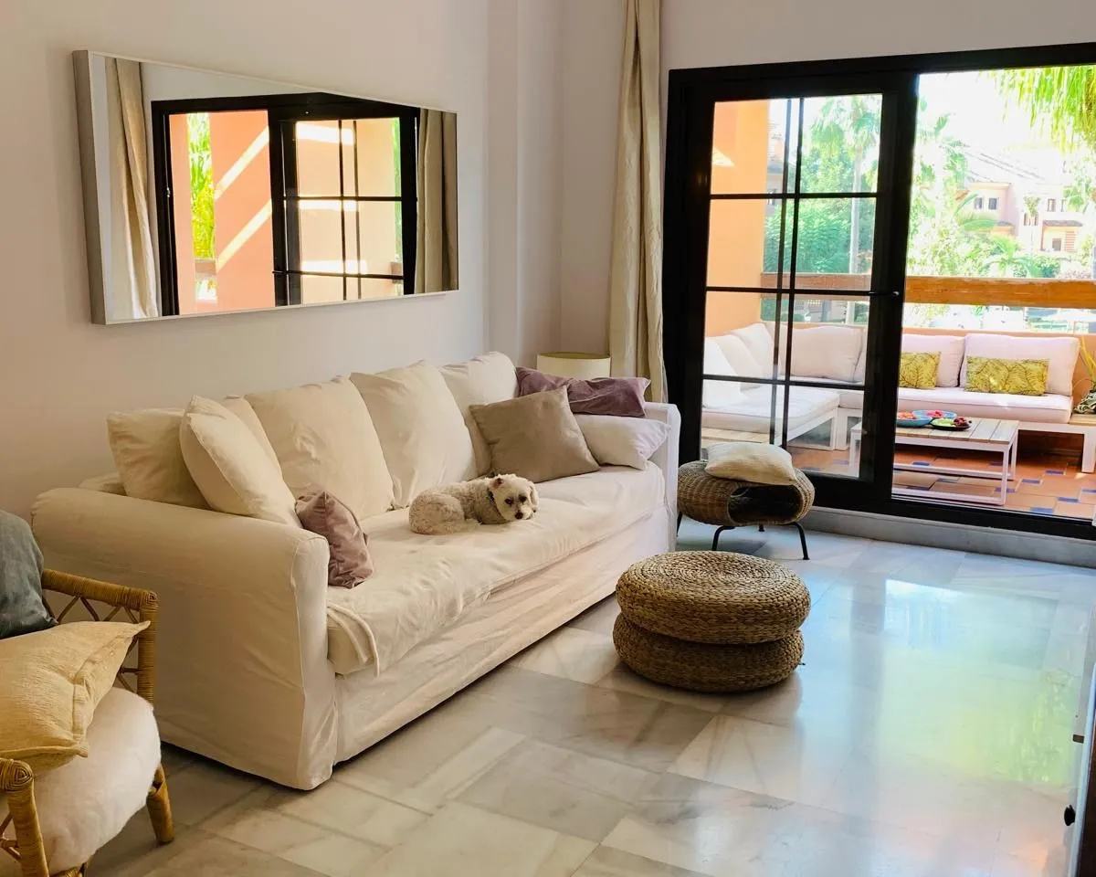 60a44e1e-2dd8-46b9-9f5b-6786a581a706