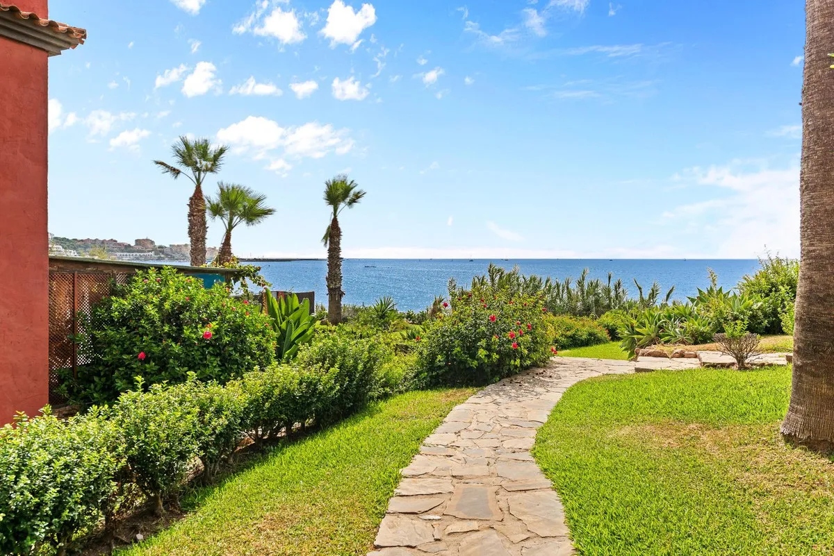 692791ff-f985-4f4d-af87-09784cf4620f