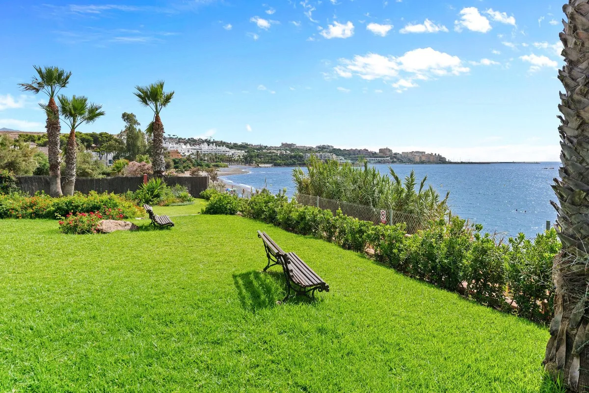 7456c7c6-ad92-4ccd-98f7-3debfcb95e11