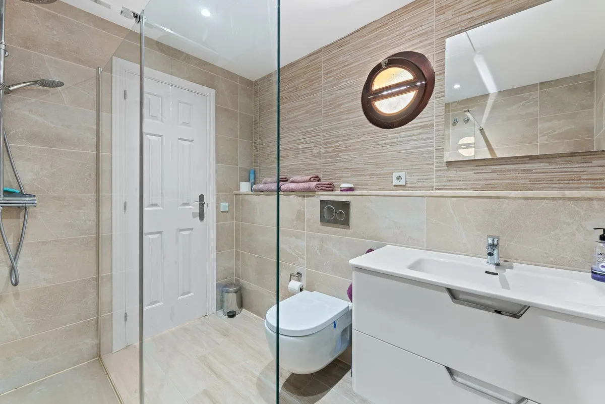 80299c90-fd86-4243-ae89-26a826f1405b