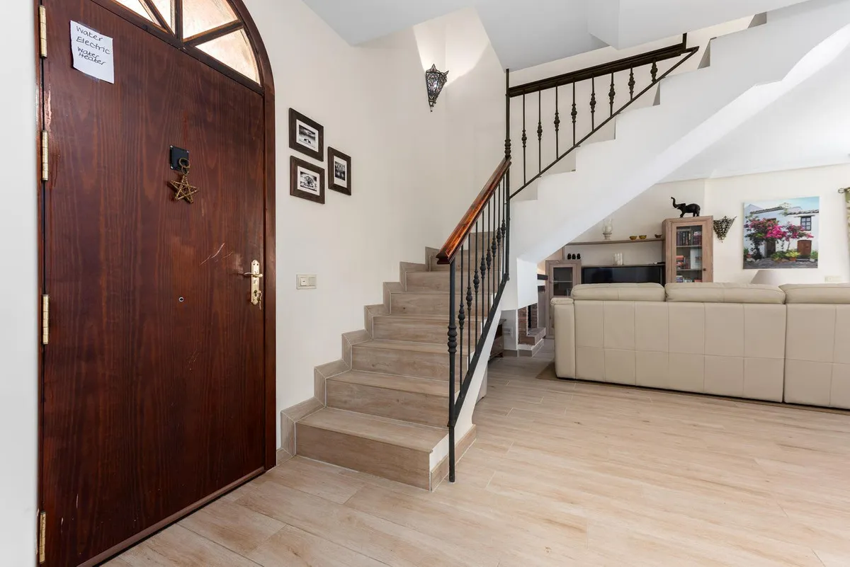 d7a4ac81-308b-42be-87ad-e37b69518c55