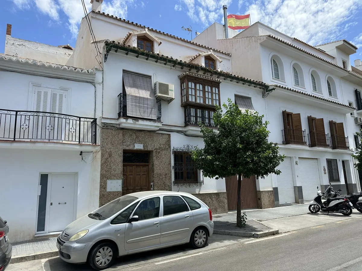 154d1bb5-85ef-4d9f-ae46-79bcd11e7204