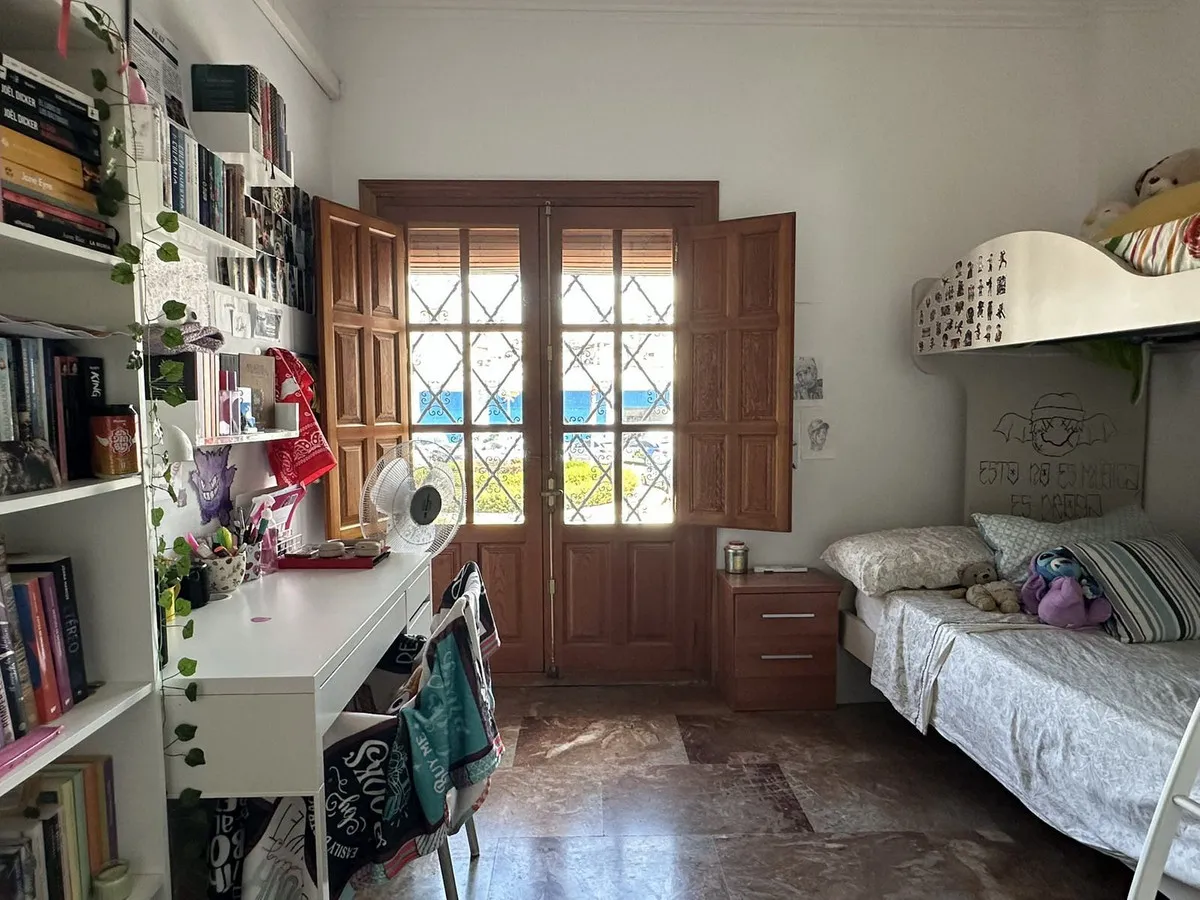 3ebc7034-5b80-4ef6-9d9e-5ab4f76636d0