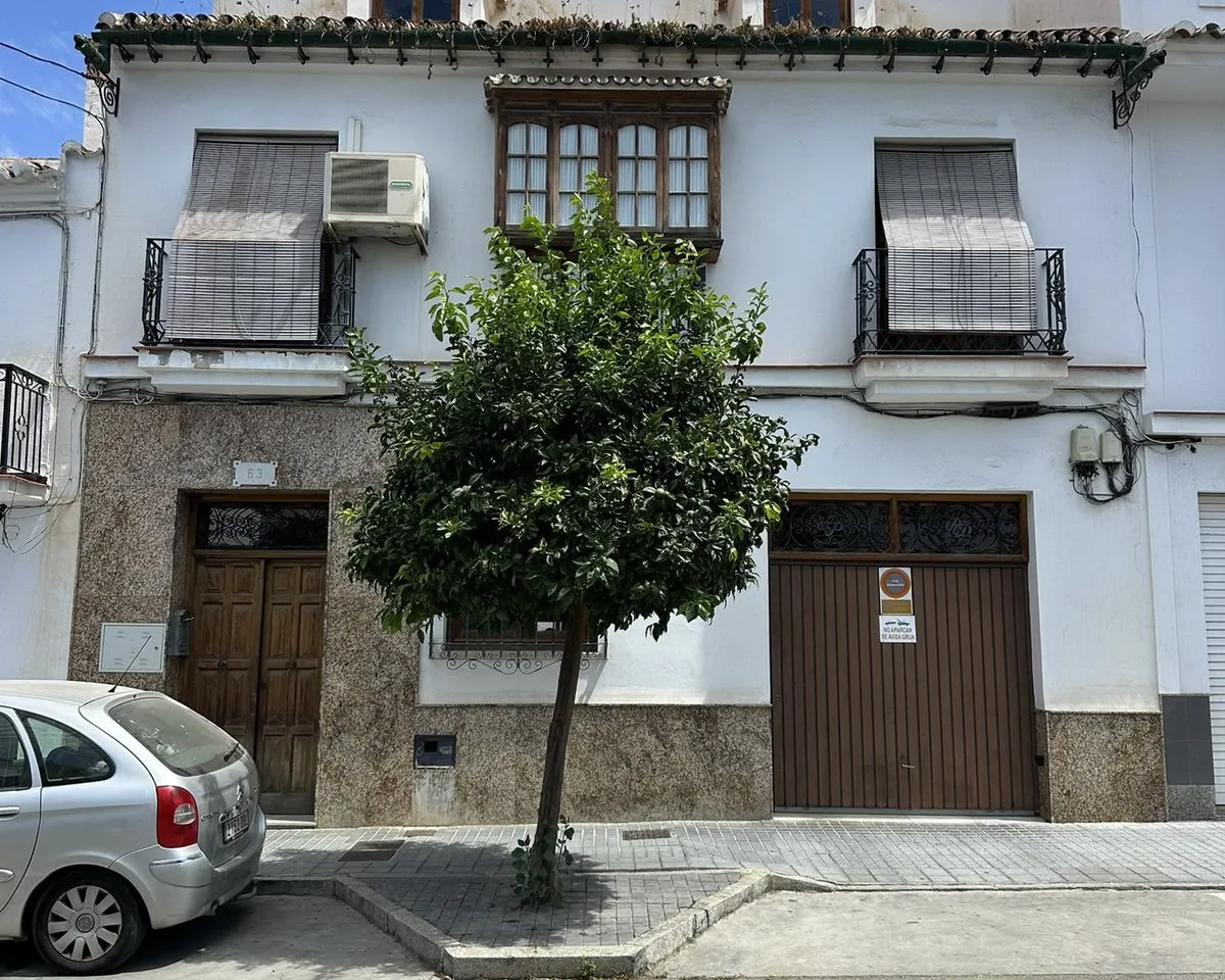 3f913267-5f2a-495f-b25f-6ceaaf457bc3