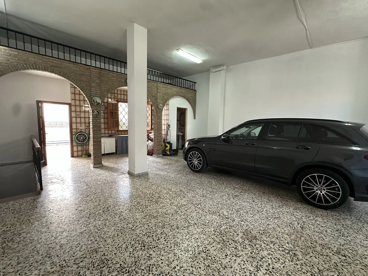 818edf2a-3b1d-431c-9d12-b612491dc204