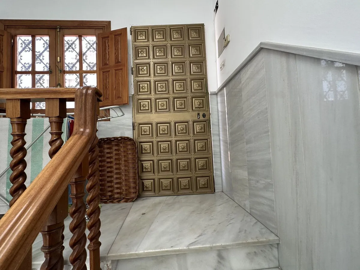 9060c640-95fa-45cf-a013-f708b913755a