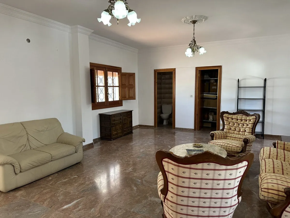 e2f499bd-a1ab-47b4-ba5f-5d6613de71de