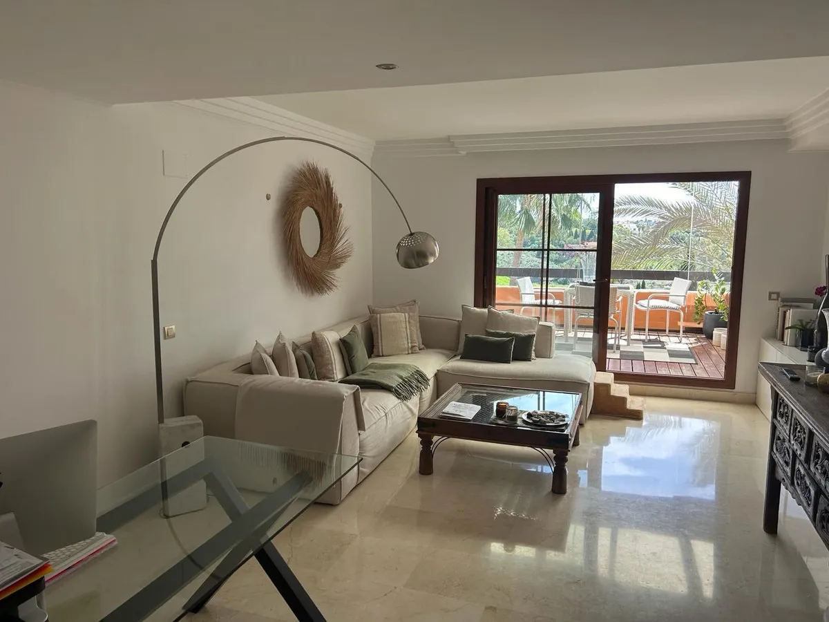 a7665e0d-87b2-4e92-a09b-b1fde272e8b0