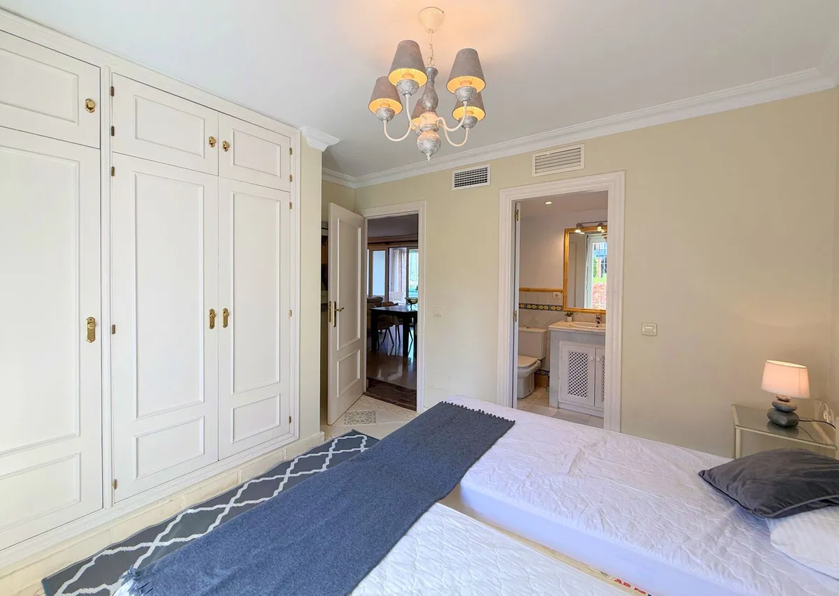 245b68ff-f724-4739-911b-90e406380e79