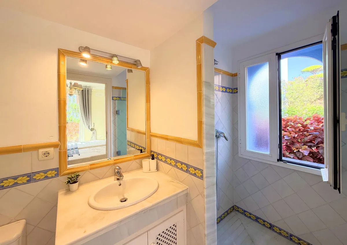 c9a9efeb-6dfe-4612-a988-852b7980c901