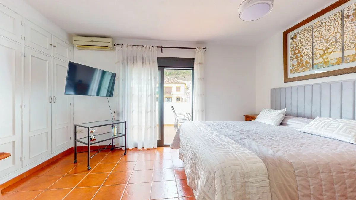 192df302-3b71-4232-aad5-d1dfa8519778