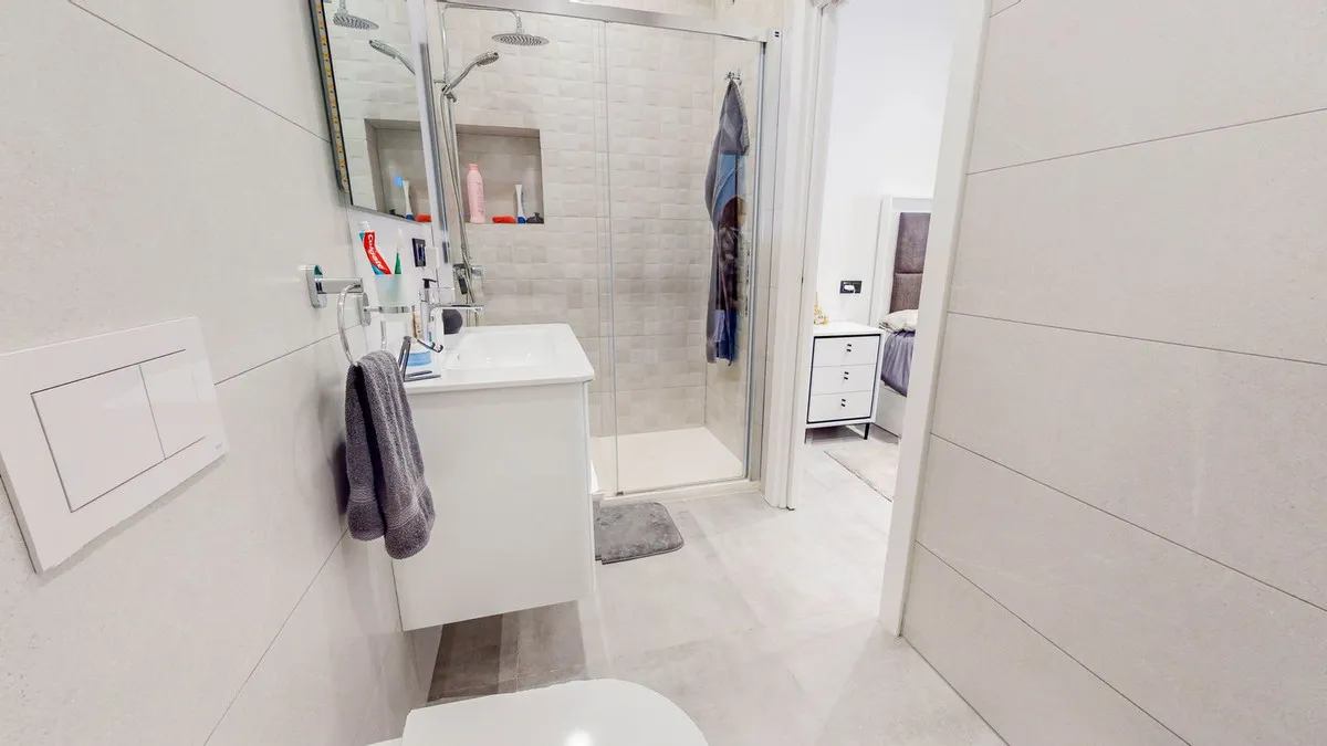 5776f85c-53f6-4f3b-a377-e7d7b8e02772