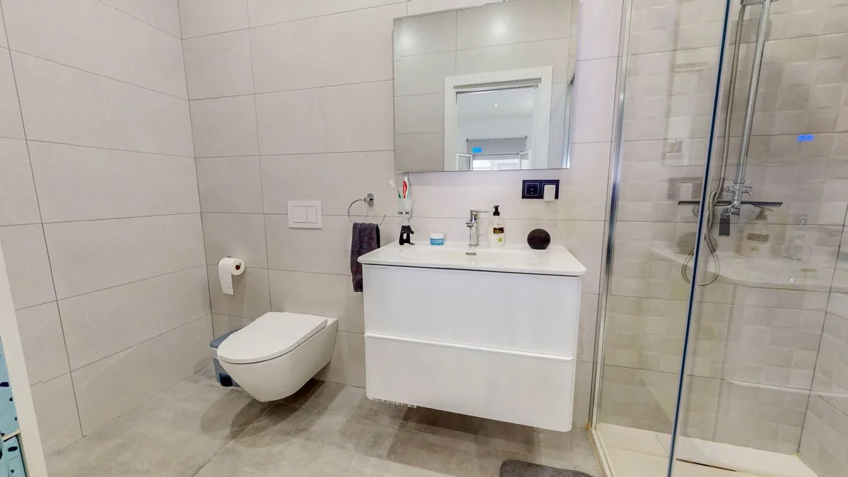 a3855c13-0c28-4141-8be9-0cc5561189e0