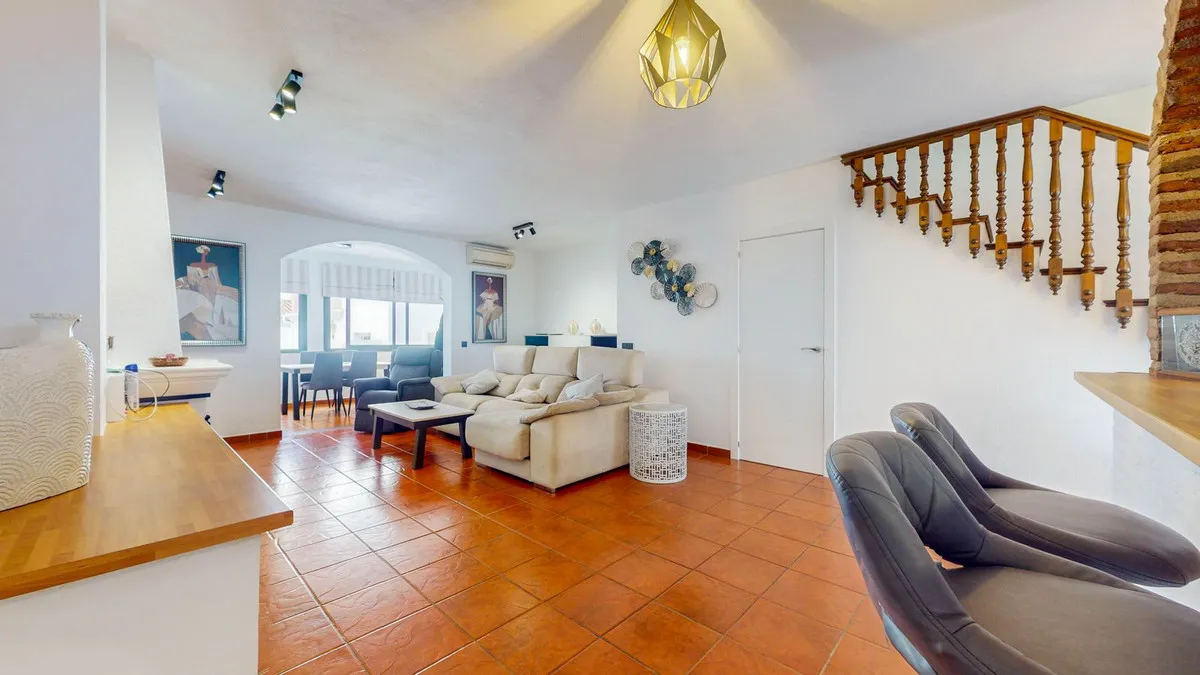 b07bca46-9cea-4e72-812f-0c38bca8ec67