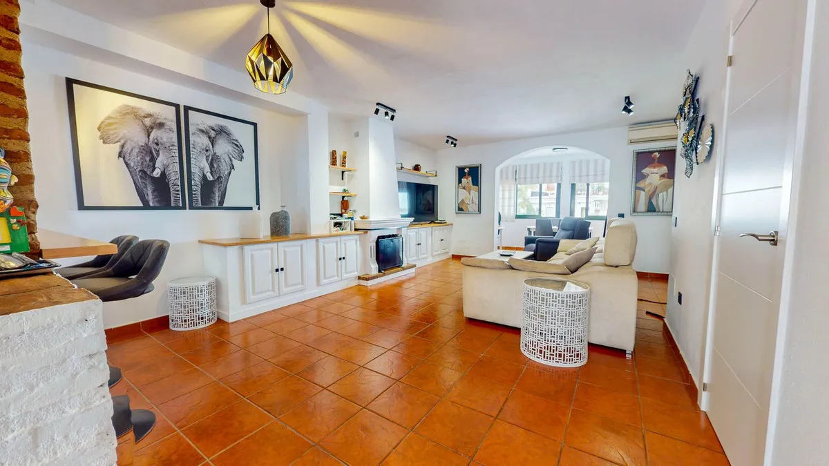 c757f9d4-2f66-4292-8b3c-b1d1805fba66